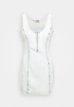 Go Angelia Half Zip Dress - Denim Dress - Light Snow Wash -Guess Clothing Sale 800bdb9d96894dd2a5953bf42454f223