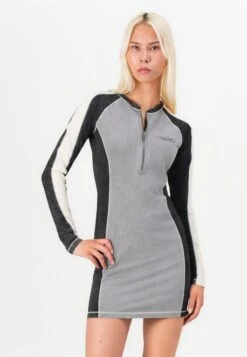 VINTAGE RAGLAN DRESS - Jersey Dress - Jet Black 9 VINTAGE RAGLAN DRESS - Jersey Dress - Jet Black -Guess Clothing Sale 803e3bfef5f54e3fb46c5063cdab133a