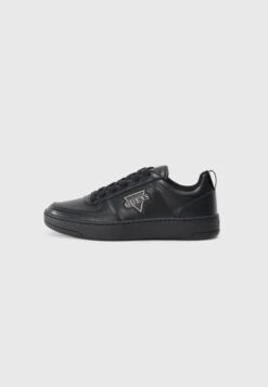 Guess VENKO - Trainers - Black