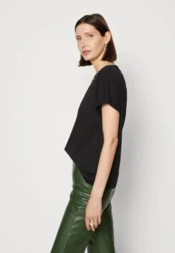 Noemi T-Shirt - Print T-Shirt -Guess Clothing Sale 8351934c78fd44c7b1495466201883aa