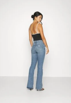 Guess Sexy - Flared Jeans 7 Guess Sexy - Flared Jeans -Guess Clothing Sale 83ca5a7a92714780945816873444cbe3