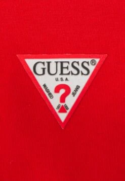 Guess MINI TRIANGLE TEE - Basic T-shirt - Delicious Red 16 Guess MINI TRIANGLE TEE - Basic T-shirt - Delicious Red -Guess Clothing Sale 863e0b830b19443d9d472bef21cd8713