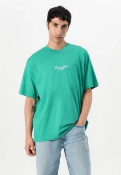 TEE - Print T-shirt - Green Leafs -Guess Clothing Sale 86dfaeb67207492f8f37210dd8fb2b4e