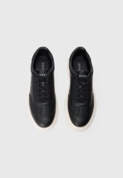 Guess PLAZA - Trainers - Black -Guess Clothing Sale 8b4a9ca1b92b49ecbbc4ae5ba8bf0b5b