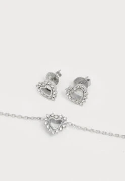 Guess BOX SET HEART - Bracelet - Silver-coloured -Guess Clothing Sale 8ba78f94f645434188b7351b1b163479