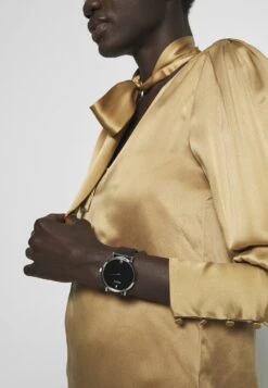 Guess Genuine Diamond - Watch - Silver Tone