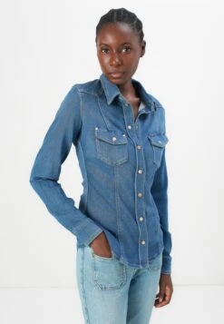 Guess KALIMA SHIRT - Button-down Blouse - Comfy Light -Guess Clothing Sale 8c846cc1611648df8a0287be4a980f95