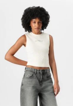 GO OPEN BACK SCRIPT TEE - Top - Sandy Shore 10 GO OPEN BACK SCRIPT TEE - Top - Sandy Shore -Guess Clothing Sale 8ce35ad6dca542f180881f6bd6667ec8