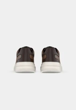 Guess ELBA - Trainers - Beige/brown -Guess Clothing Sale 8ecb182762f44879814cb1b9b53d1a10