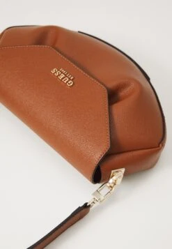Guess AMORETTE FLAP - Cross Body Bag - Cognac -Guess Clothing Sale 909bfe00b1d8401299c50b7a8e5fa56c