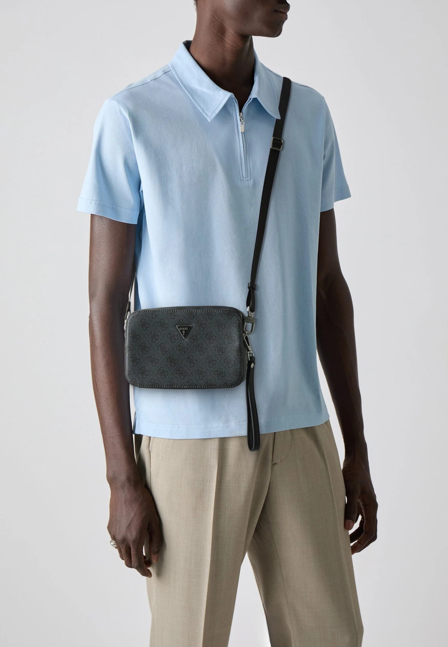 Guess MILANO MINI CAMERA BAG - Cross Body Bag - Black 1 Guess MILANO MINI CAMERA BAG - Cross Body Bag - Black