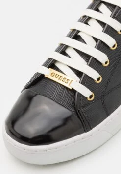 Guess Udine - Trainers - Black -Guess Clothing Sale 936aeda279eb41909c22e69bdb83b4ba