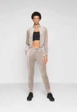 Guess COUTURE FULL ZIP - Zip-up Sweatshirt - Slate Mauve -Guess Clothing Sale 938ef99cc23348f88fec2b33bf44164d