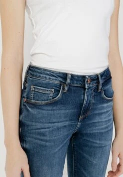 Guess ANNETTE - Slim Fit Jeans - Denim -Guess Clothing Sale 95ce67c74c05416a88a67e2e837a80a5