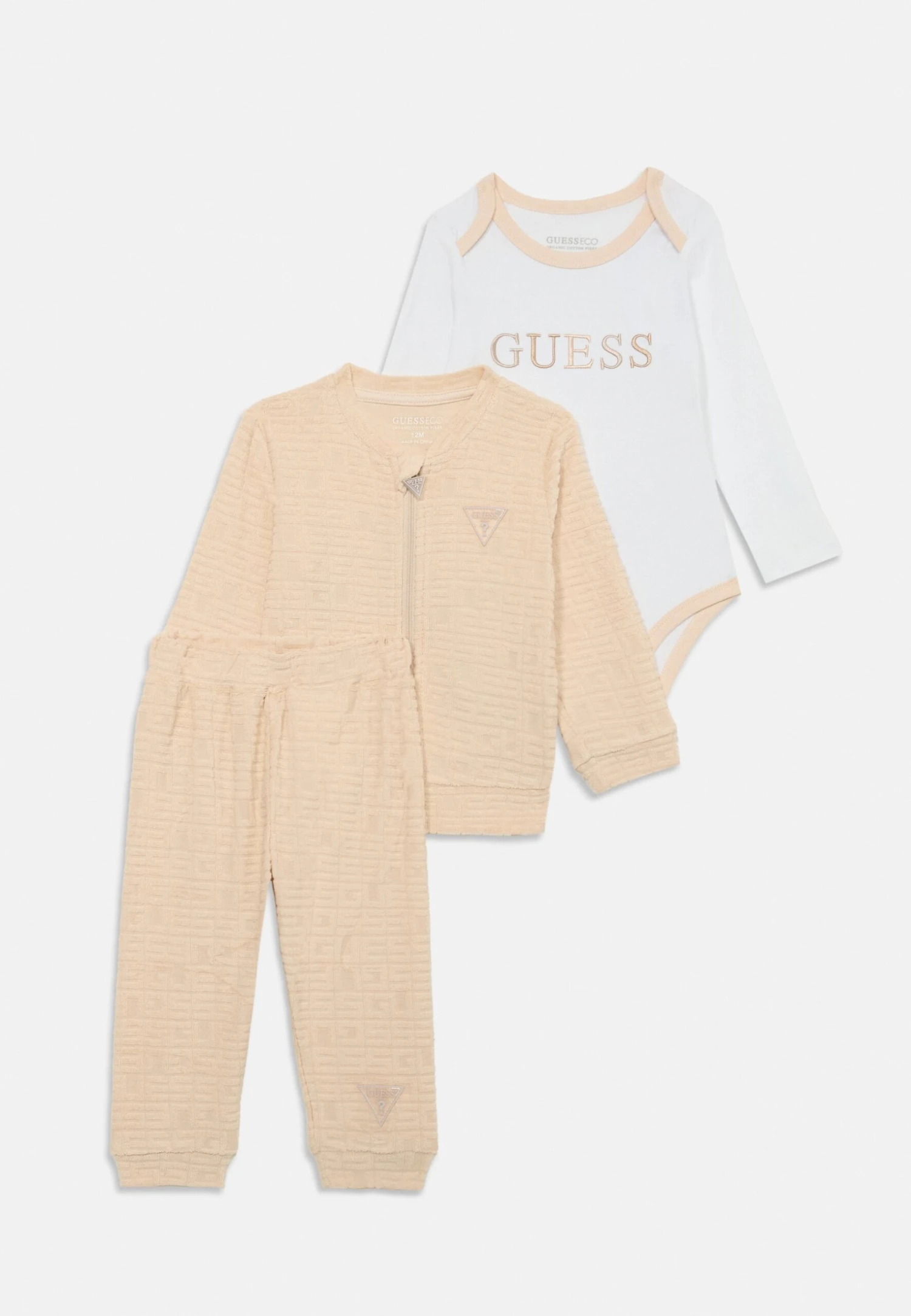 Guess BABY SET UNISEX - Tracksuit - Sand Grain 1 Guess BABY SET UNISEX - Tracksuit - Sand Grain