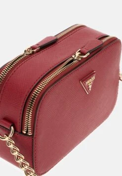 Guess NOELLE II - Cross Body Bag - Rot -Guess Clothing Sale 96c48675dabd4a78bf621ee7cf127dfd