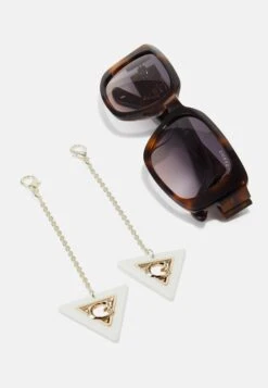 Guess Sunglasses - Dark Havana /Gradient Smoke -Guess Clothing Sale 990203b96c574e6bb5554bb3c814ca59