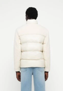 Guess JACKET - Winter Jacket - Quicksand -Guess Clothing Sale 9a42807df4e74464ab77e03e1f6a8c97