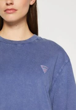 Camp Logo Tee - Print T-Shirt - Cobalt Bloom Multi -Guess Clothing Sale 9a9b73da89fe4b0aab5c2d0af5e2fa4c