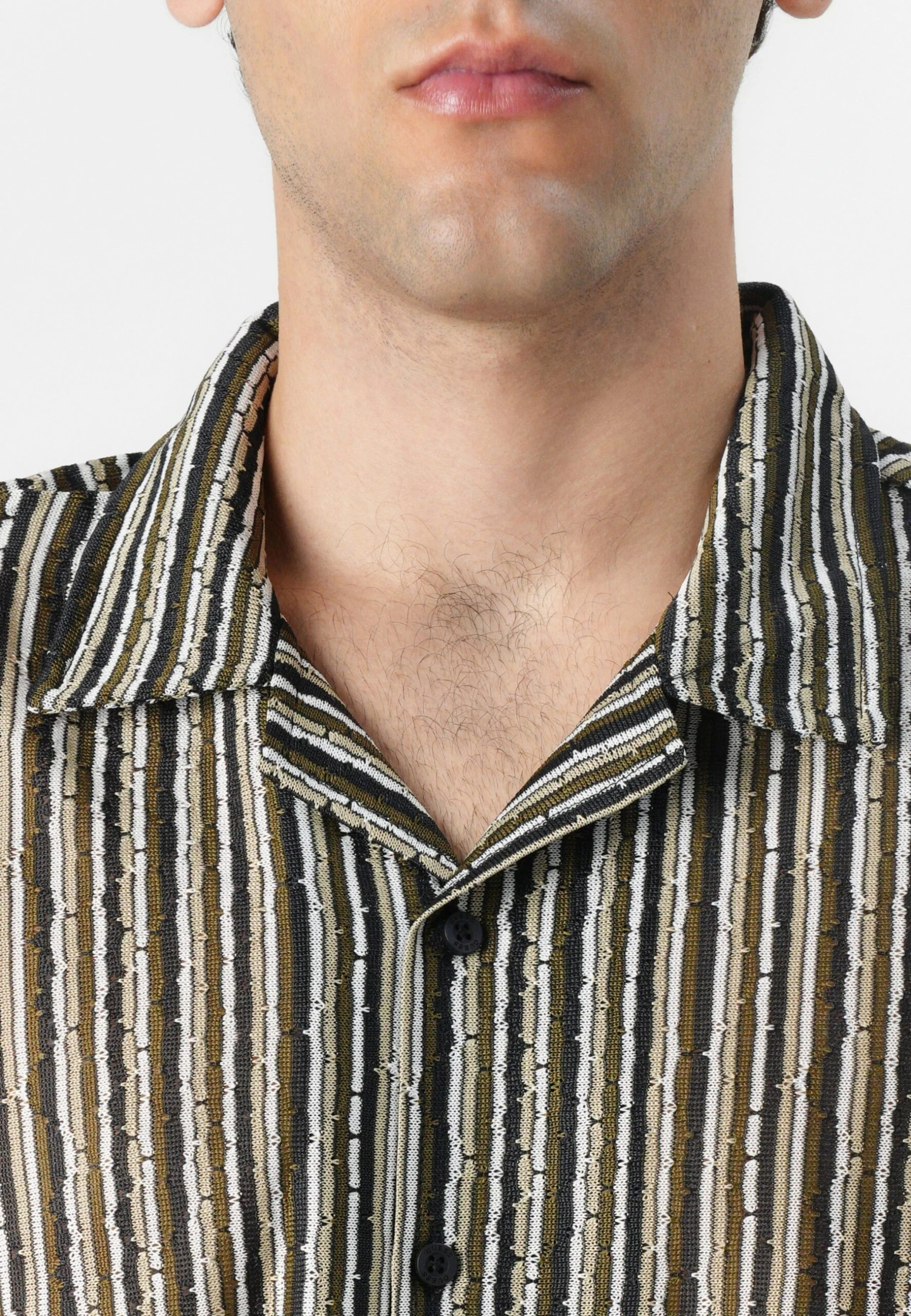 Guess WYATT STRIPE RESORT SHIRT - Shirt - Olive Morning 6 Guess WYATT STRIPE RESORT SHIRT - Shirt - Olive Morning - Image 6