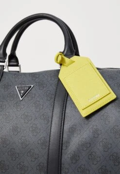 Guess PISA - Weekend Bag - Black/lime -Guess Clothing Sale 9d4e4ce0da034093ae8dae7156127d00