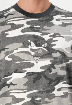 GO PRINTED BAKER LOGO - Print T-shirt - Gray 11 GO PRINTED BAKER LOGO - Print T-shirt - Gray -Guess Clothing Sale 9de117d2b2914726895fc8a98f3106c5