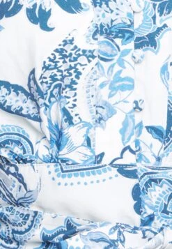 Guess Gisel - Long Sleeved Top - Blue Collectibles -Guess Clothing Sale 9e04e77522224476817a5ca98de41051