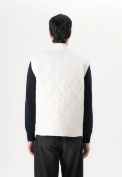 Waistcoat - Pristine White -Guess Clothing Sale 9f047bb9437045779f68132df6d927d6