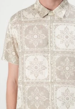 Guess MOSLEY TILE - Shirt - Pasadena -Guess Clothing Sale 9fb649d2e056487180f34144f03e7598