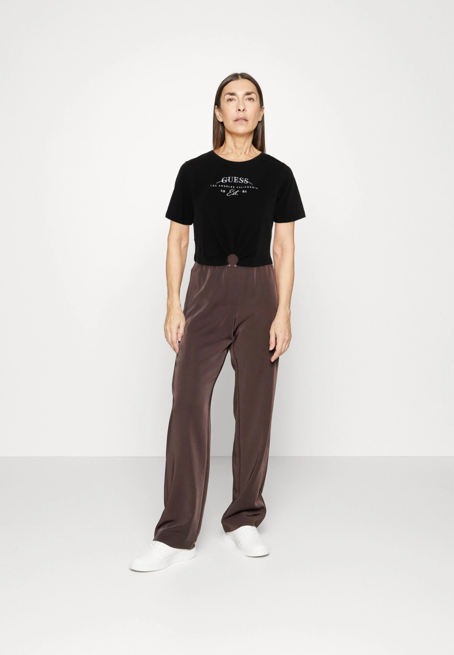 Guess Piercing Tee - Print T-Shirt - Jet Black 2 Guess Piercing Tee - Print T-Shirt - Jet Black - Image 2