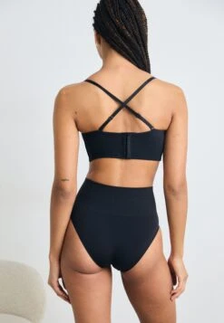 Guess EVELINE DEEP PLUNGE - Balconette Bra - Jet Black -Guess Clothing Sale a0a41f95fc2b4e739d35985467e98585