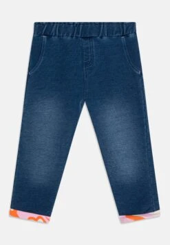 Guess Baby Pant Set - Slim Fit Jeans - Pure White 6 Guess Baby Pant Set - Slim Fit Jeans - Pure White -Guess Clothing Sale a25df487603d44efbf963ee9878946db