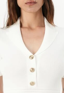 Guess FELICITY - Shift Dress - Cream White -Guess Clothing Sale a2b0f1c19dc4419d8df3776f937aa1a4