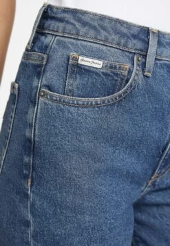 Slim Fit Jeans - Gj Medium Wash -Guess Clothing Sale a377fd134d5b40ef9e4e545c3ff18dff