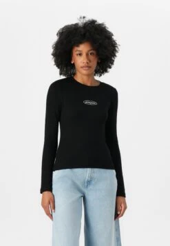 SLIM - Long Sleeved Top - Jet Black