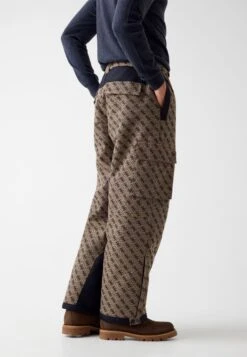 Guess Cargo Trousers - Mehrfarbig Beige -Guess Clothing Sale a3e88f778c7e4070bb174dcf262ba74d