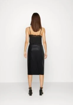 Stealth Skirt - Pencil Skirt - Jet Black -Guess Clothing Sale a4fba6bcdcfa4ab9bb96638658ab4f4f