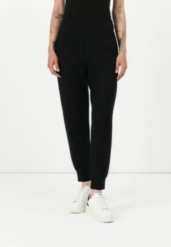 Guess NEW VICTOIRE PANT - Tracksuit Bottoms - Schwarz