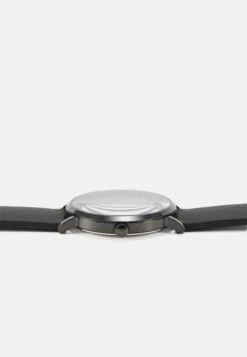 Guess Idol - Watch - Black 7 Guess Idol - Watch - Black -Guess Clothing Sale a82f3016cea44956890e6daecefd6a88