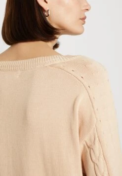 Guess Vneck Lucie - Jumper - Feel Your Skin -Guess Clothing Sale a8b32b0253b74f789c86bacf3fa05e95