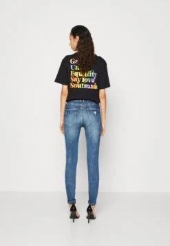 Guess 1981 Skinny - Jeans Skinny Fit - Carrie Mid -Guess Clothing Sale a9b2b658df5b4cc79b24f188756a94a1