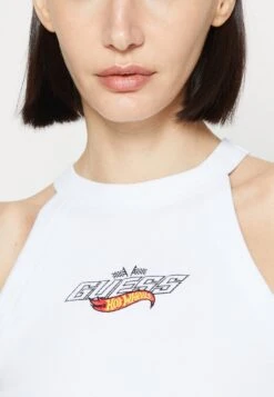 Go Hw Triangle Logo Tank - Top - Pure White 11 Go Hw Triangle Logo Tank - Top - Pure White -Guess Clothing Sale adfdd469c0a24808bfd42aca4855dc5b