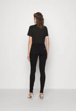 Guess Annette - Jeans Skinny Fit - Carrie Black -Guess Clothing Sale b06d617b8f2c48be8b7dad0fa5522eac