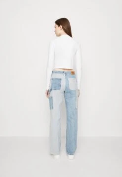 Go Sarah Colorblock Carpenters - Relaxed Fit Jeans - Rufus Lt Wash -Guess Clothing Sale b0a4465a28a44b10839268411a8a303e