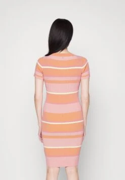 Guess Eliane Dress - Shift Dress -Guess Clothing Sale b1d0bb5907514099a7115940929e0ba3