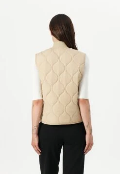 QUILTED PUFFER - Waistcoat - Safari Tan -Guess Clothing Sale bcf5f902879745e6bdc0baae3e826f3c