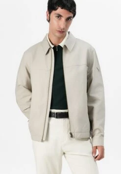 Guess DRESSY JACKET - Summer Jacket - Pasadena Stone -Guess Clothing Sale bfd31603e8e94e598d6640219c1ff450