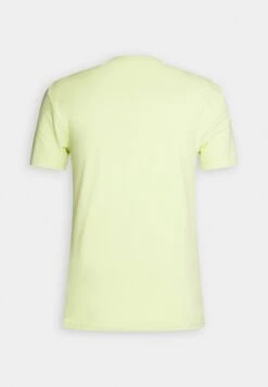 Guess Cn Ss Core Str - Basic T-Shirt - Vintage Lime -Guess Clothing Sale c0a307747be54b96822f3704f793fdc2