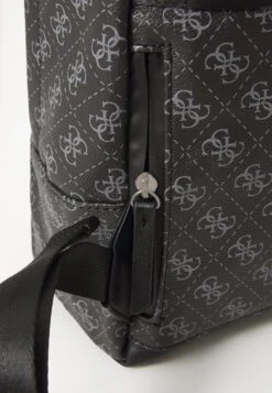 Guess MILANO COMPACT BACKPACK - Rucksack - Dark Black -Guess Clothing Sale c203d0df61354fc581a816735e6c0520