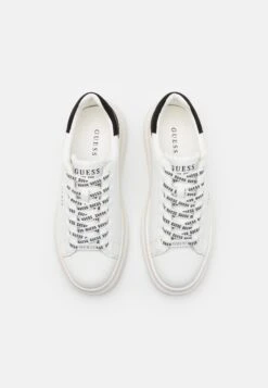Guess ELBA - Trainers - White/black -Guess Clothing Sale c22d98b27b104890a973a900b853dda3
